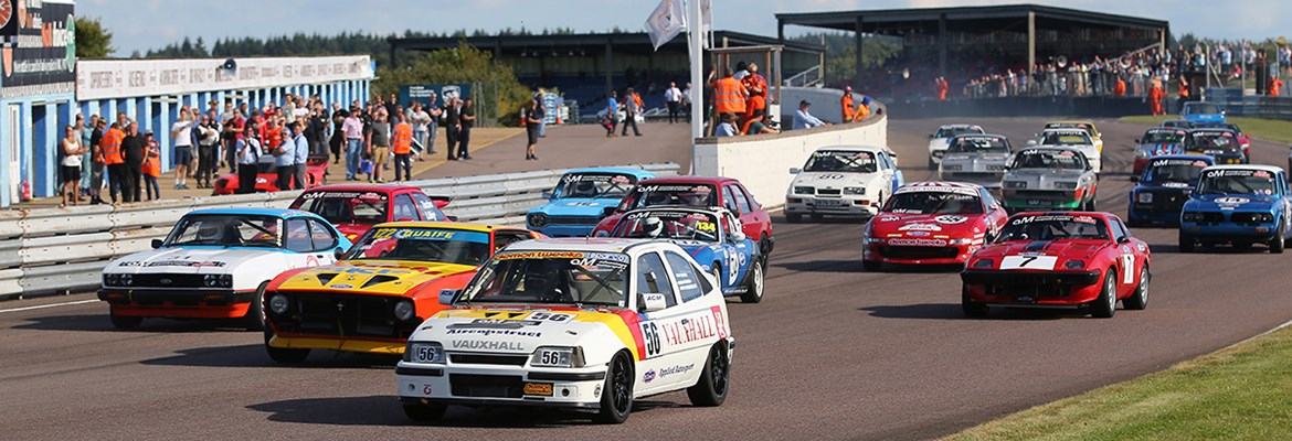 Classic Sports Car Club Race Meeting - Thruxton Motorsport Centre